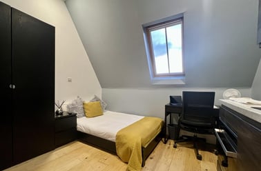 The Bruce Building, Denton, Newcastle - Image 3